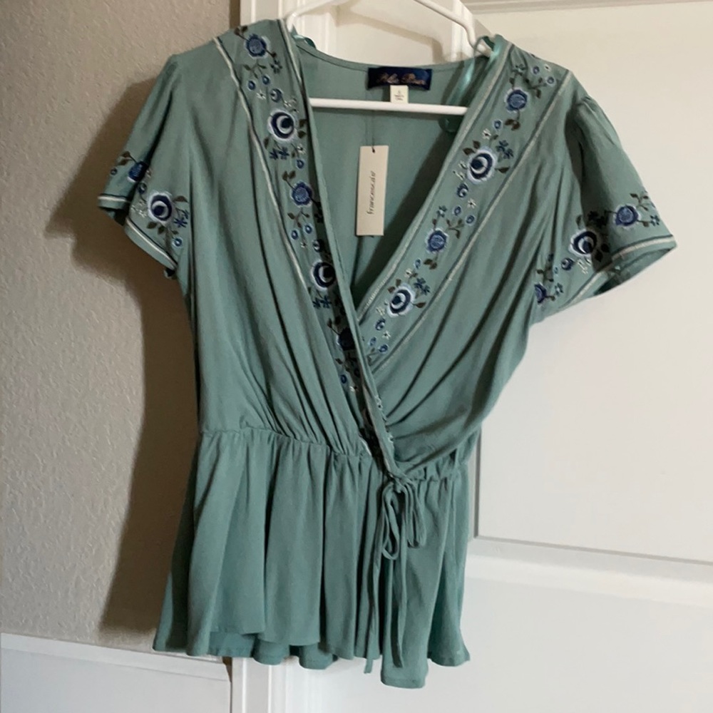 Blue floral faux wrap crepe top Francescas s small